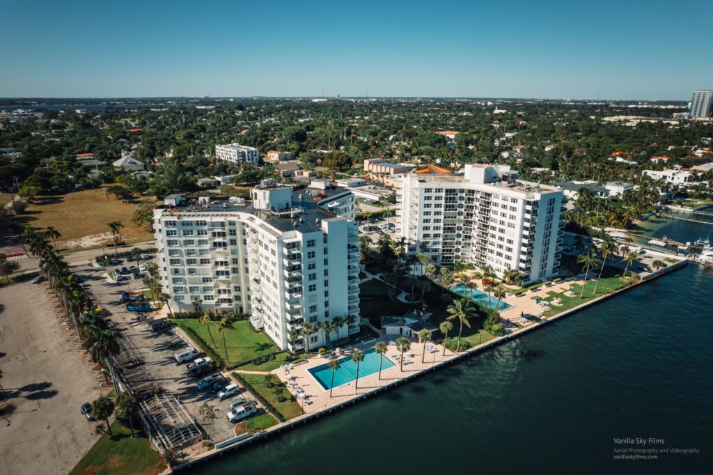 La Fontana Apartments - West Palm Beach